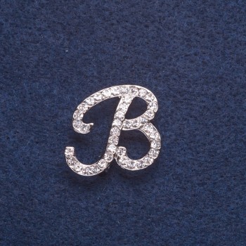 Initial 'V' Brooch, Silver-Colored Metal, 2.4×2.3 cm