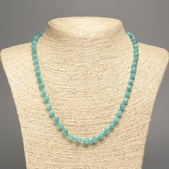 Necklace in light-green 'Aquamarine' with smooth beads, 6 mm diameter, approximately 50 cm long, made of white nephrite (synthetic-dyed)