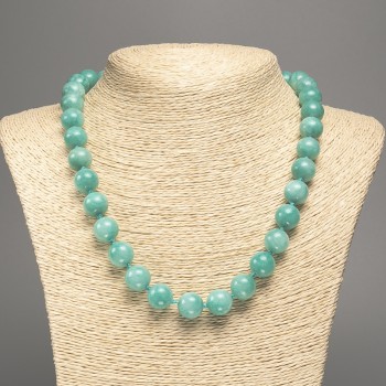 Necklace in light-green 'Aquamarine' smooth beads, 12 mm +/- diameter, 50 cm +/- length, made of white nephrite (synthetic dyed)