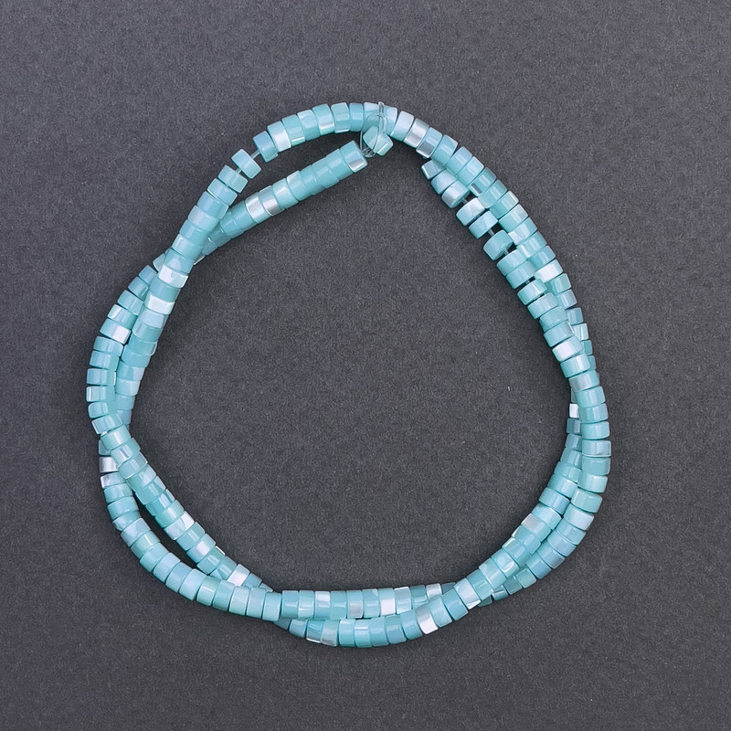 Blue-tinted mother-of-pearl disc beads, 4x2 mm, 40 cm thread length