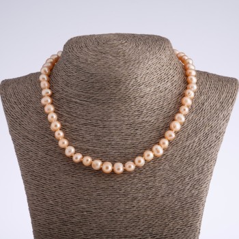 Pale pink freshwater pearl necklace, 9 mm diameter (±), length 45 cm