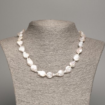 Necklace of natural baroque pearls with a 'Gasoline' shade, diameter 15x11 mm, length 45 cm +