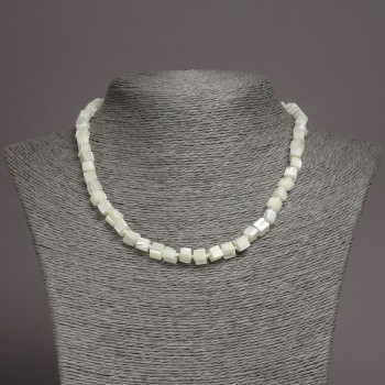 Natural mother-of-pearl square bead necklace, 5–6 mm, length 45 cm