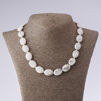 Kaholong Oval Natural Stone Necklace, 45 cm length, bead size 13×18 mm