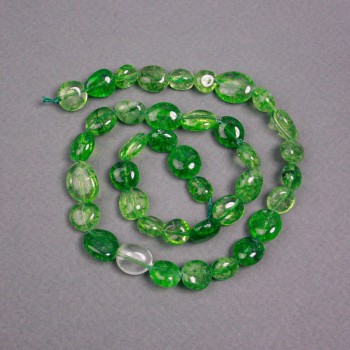 Beads on a thread Green crystal, tinted to chrome diopside, faceted, diameter 10x12 mm, length 39 cm