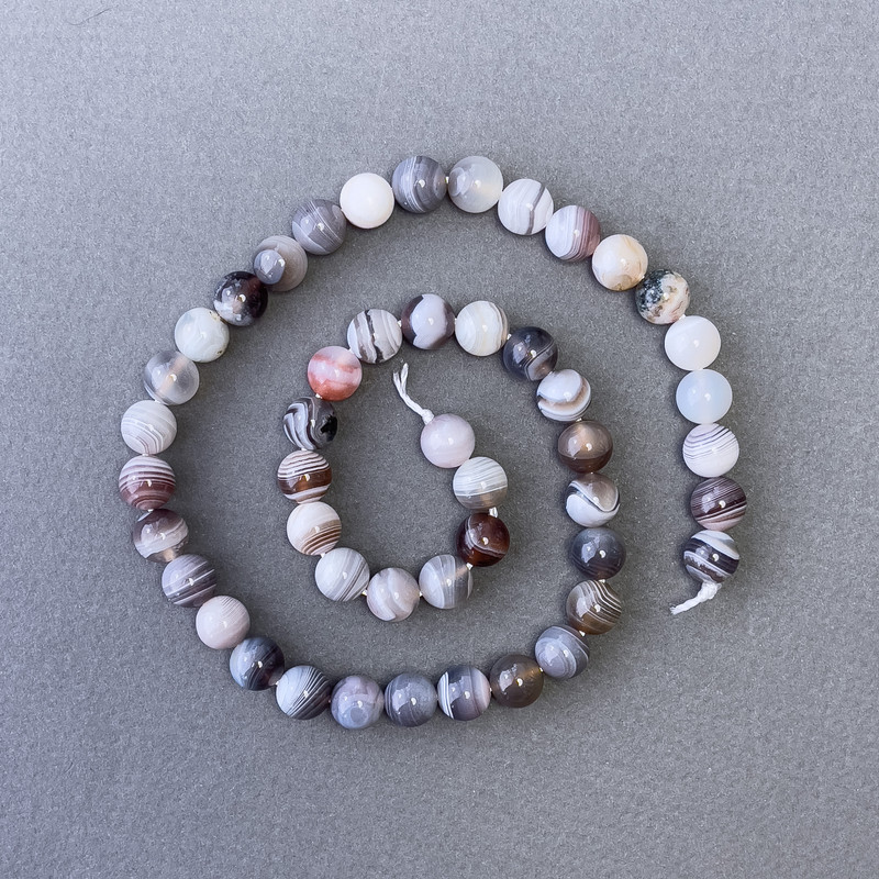 Botswana agate beads, natural stone, smooth round bead, diameter 8mm±, length 39cm±