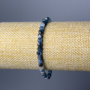 Kianite Bracelet, Natural Stone, Faceted Cube Beads, Diameter 4–5 mm, Length 18 cm (Stretch)