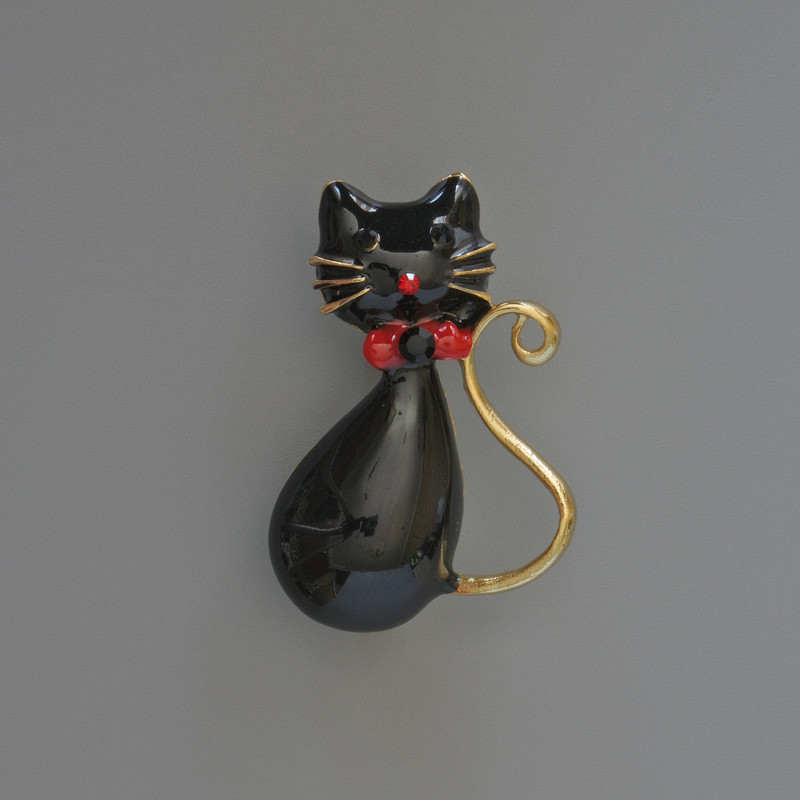 Brooch Pendant Kitty Black Enamel, Crystals, Gold-Toned Metal 25x39mm