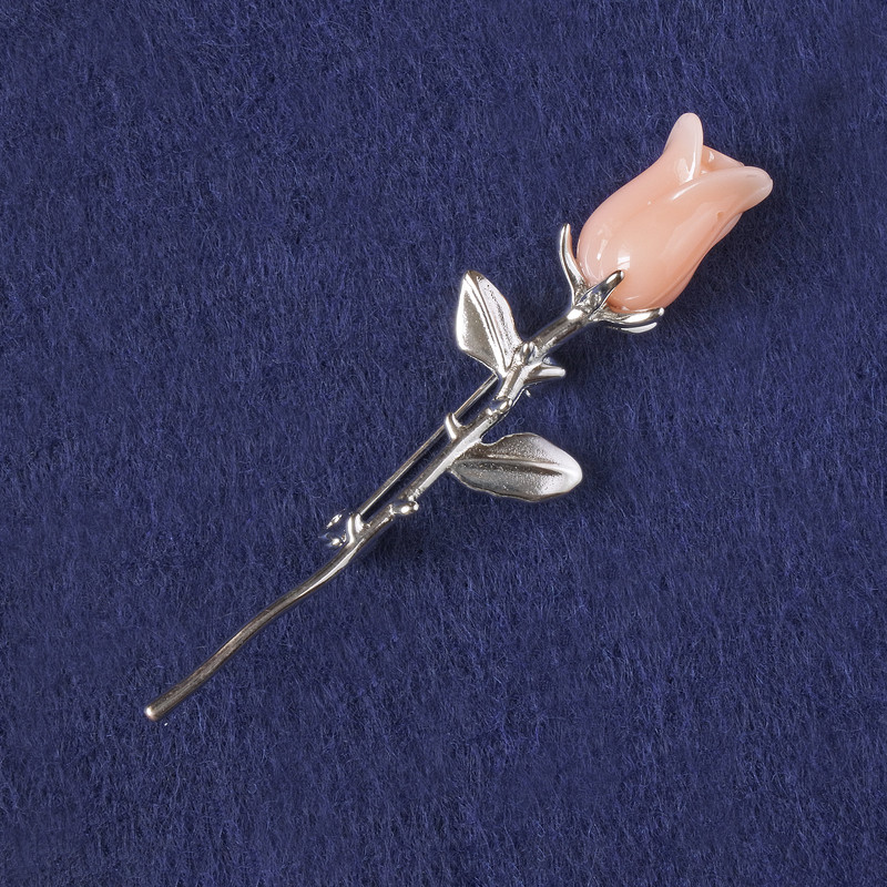Beige Rose Brooch, beige plastic, silver-tone metal 65x19mm+