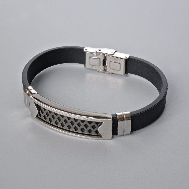Men's bracelet with metal inlays, length 21 cm, thickness 10 mm (+/-), inlay thickness 11.5 mm (+/-), rubber