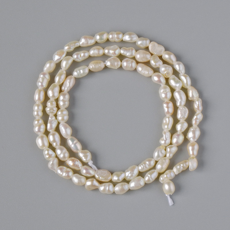 Freshwater Pearl Beads, 3x4 mm, 33 cm on thread
