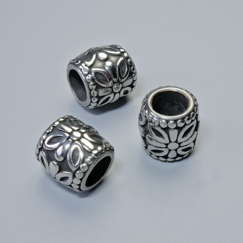 Bead-insert findings, diameter 9.5×9 mm, hole diameter 5.3 mm, silver-colored metal, 1 piece