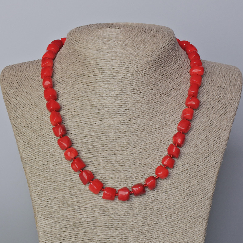 Natural Coral Necklace, Faceted, Bead Diameter 9-10 mm, Length 45-50 cm