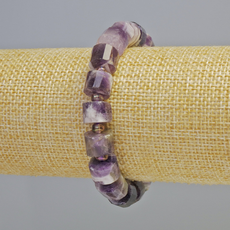 Amethyst bracelet with natural stone, faceted discs, diameter 10.5x7 mm ± (stretch), length 18 cm ± with beads