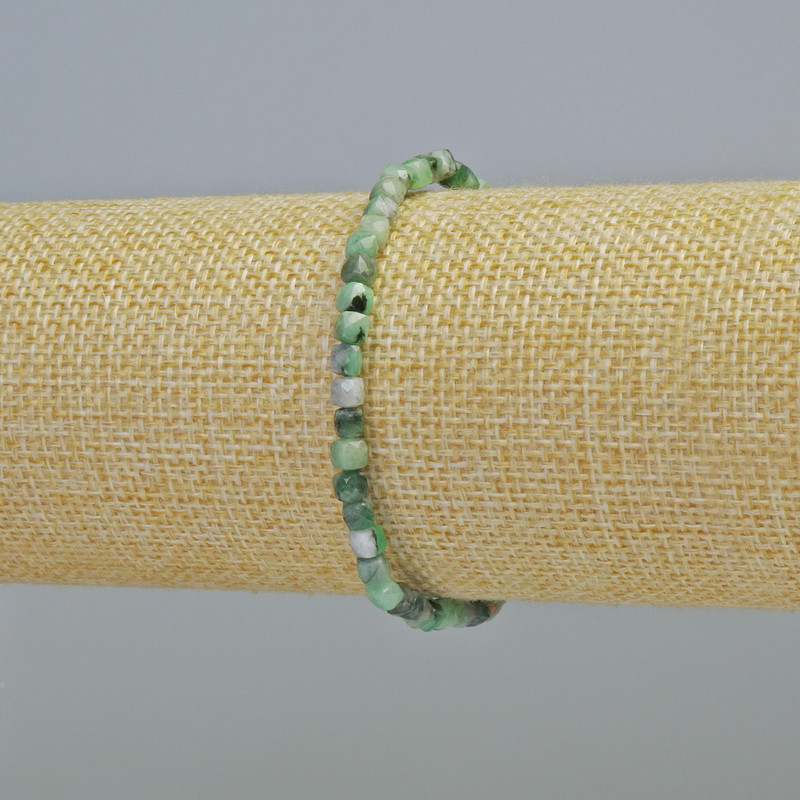 Emerald Bracelet with a natural gemstone, faceted cube, 4 mm diameter ± (stretch), length 18 cm+