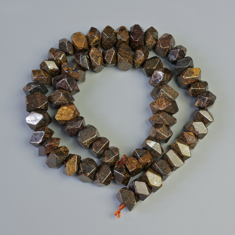 Bronzite beads, natural stone, faceted rondelle, diameter 10x7 mm, length 40 cm on a thread