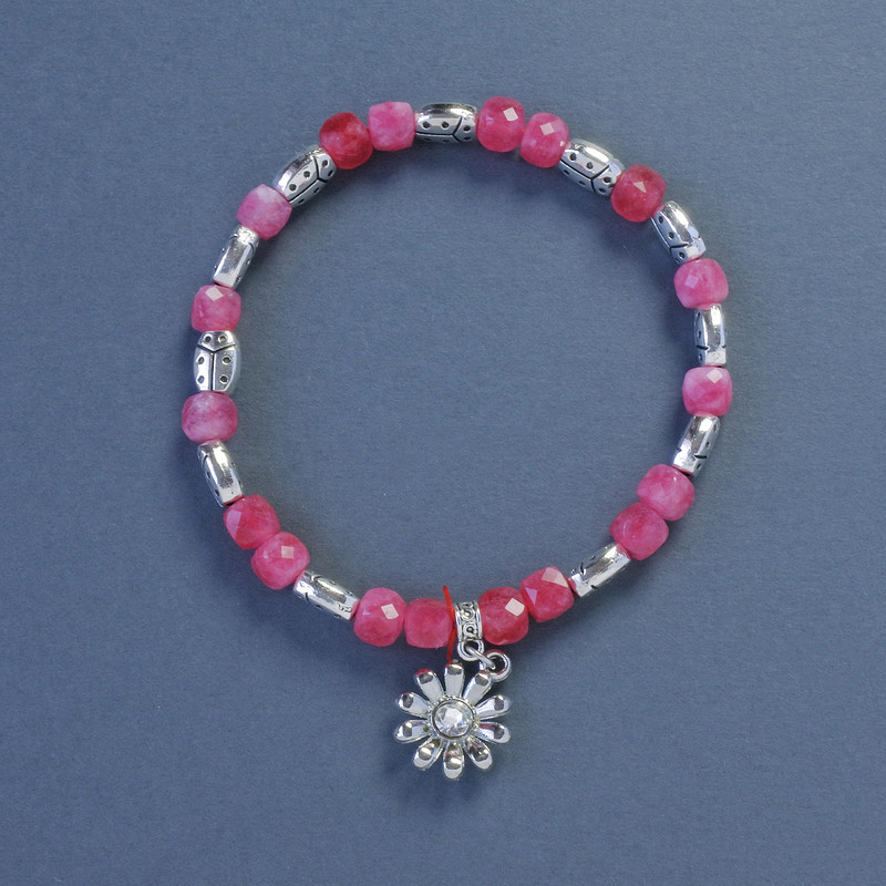 Bracelet Tourmaline faceted cube beads, 5 mm diameter, 18 cm length, stretch with flower pendant
