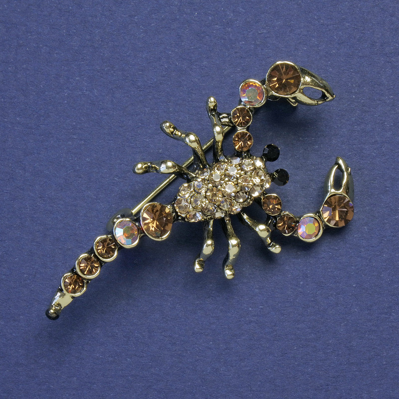 Scorpion Brooch with Golden Rhinestones and Gasoline-Gold Metal Color 47×25 mm +