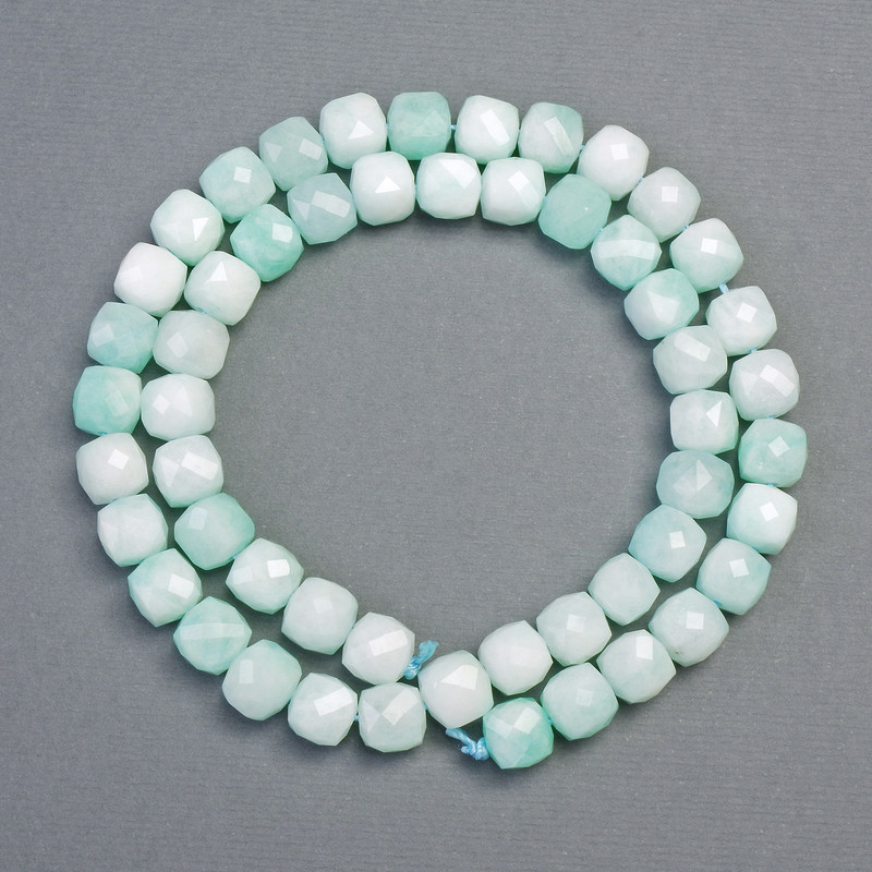 Faceted Angelite cube beads, 7x7 mm, length 37 cm ±