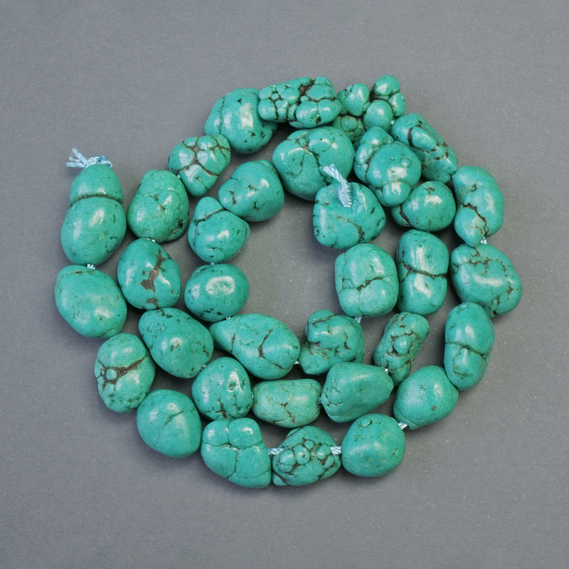 Howlite beads, toned natural stone, artificial 'Green Turquoise' galitivka nuggets, diameter 9x10 mm, length 39 cm, on thread