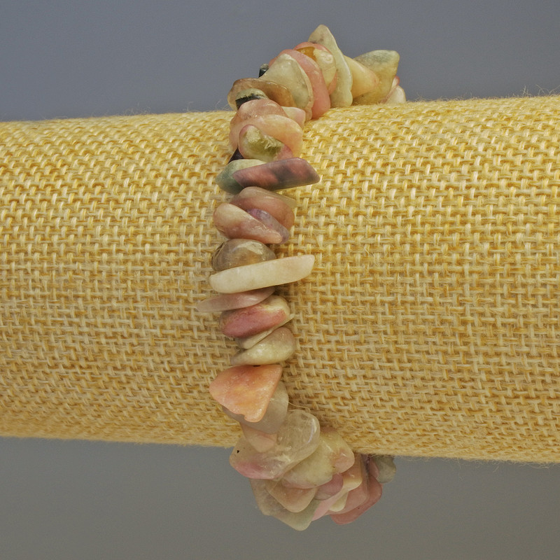 Tourmaline chips bracelet, diameter 10-14×2 mm ±, length 18 cm stretch