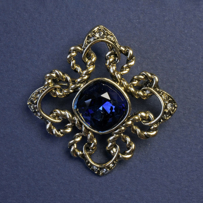 Accent Brooch-Pendant with Blue Crystal