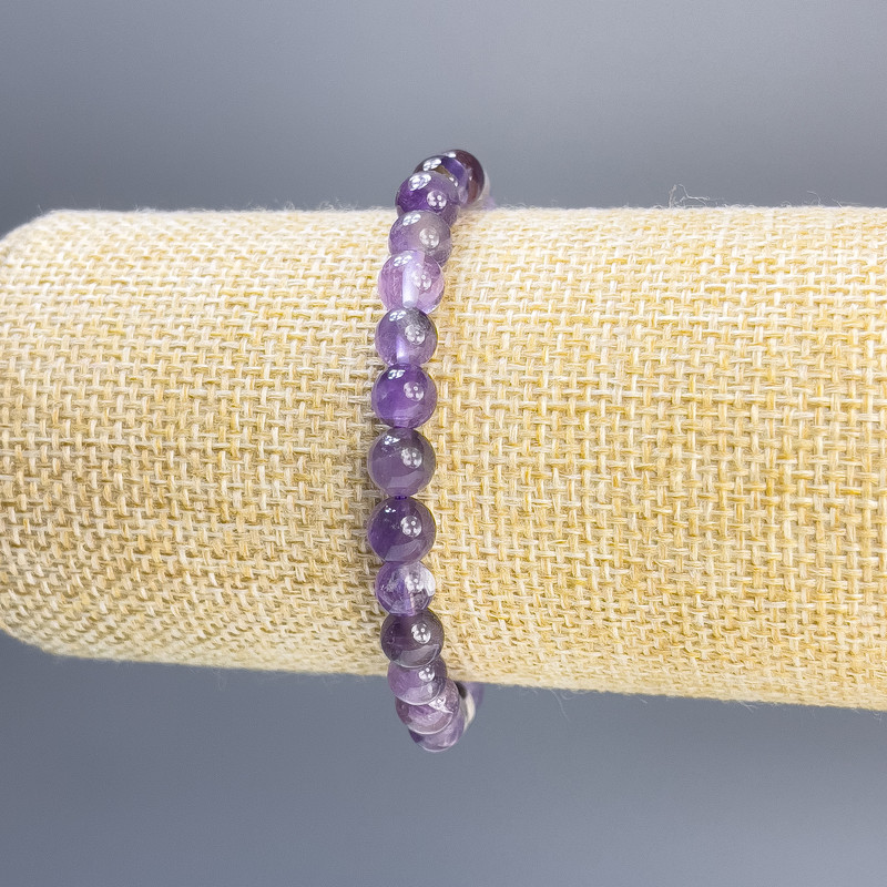Amethyst bracelet with smooth beads, 6 mm diameter, 18 cm length, stretch