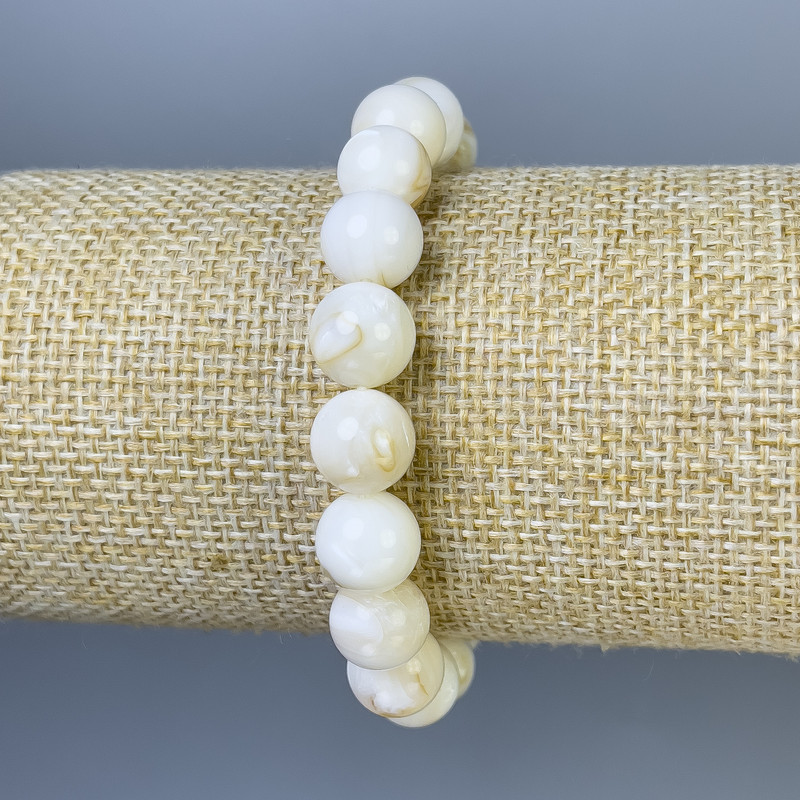 Mother-of-Pearl bracelet with smooth beads, 10mm diameter, 18cm length, elastic