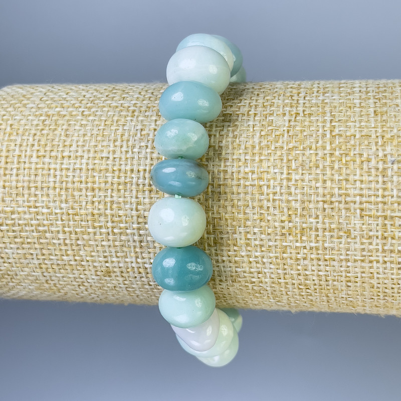 Larimar bracelet with tumbled beads, diameter 10–14×7–10 mm, length 18 cm, stretch