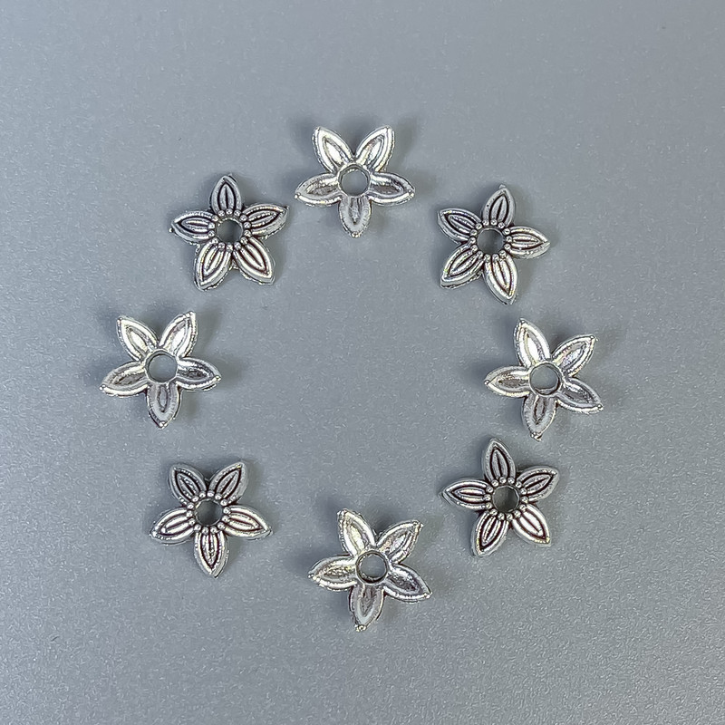 Bead cap findings, silver metal color, 8x1 mm with hole, diameter 1.8 mm, packaging 20 g (~100 pcs)