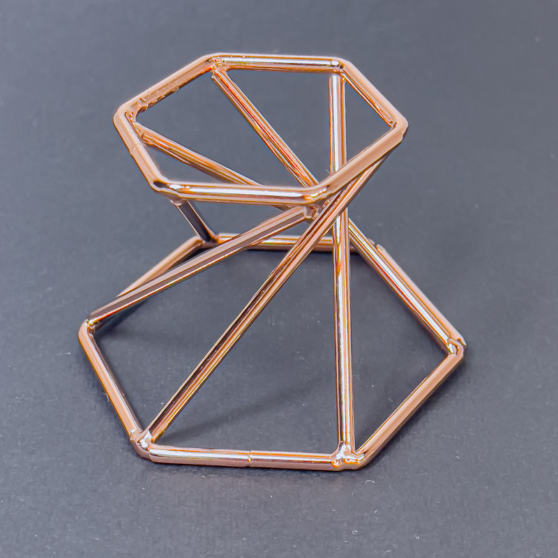 Stand for a copper-colored souvenir sphere, dimensions ~ 40×38×55 mm+