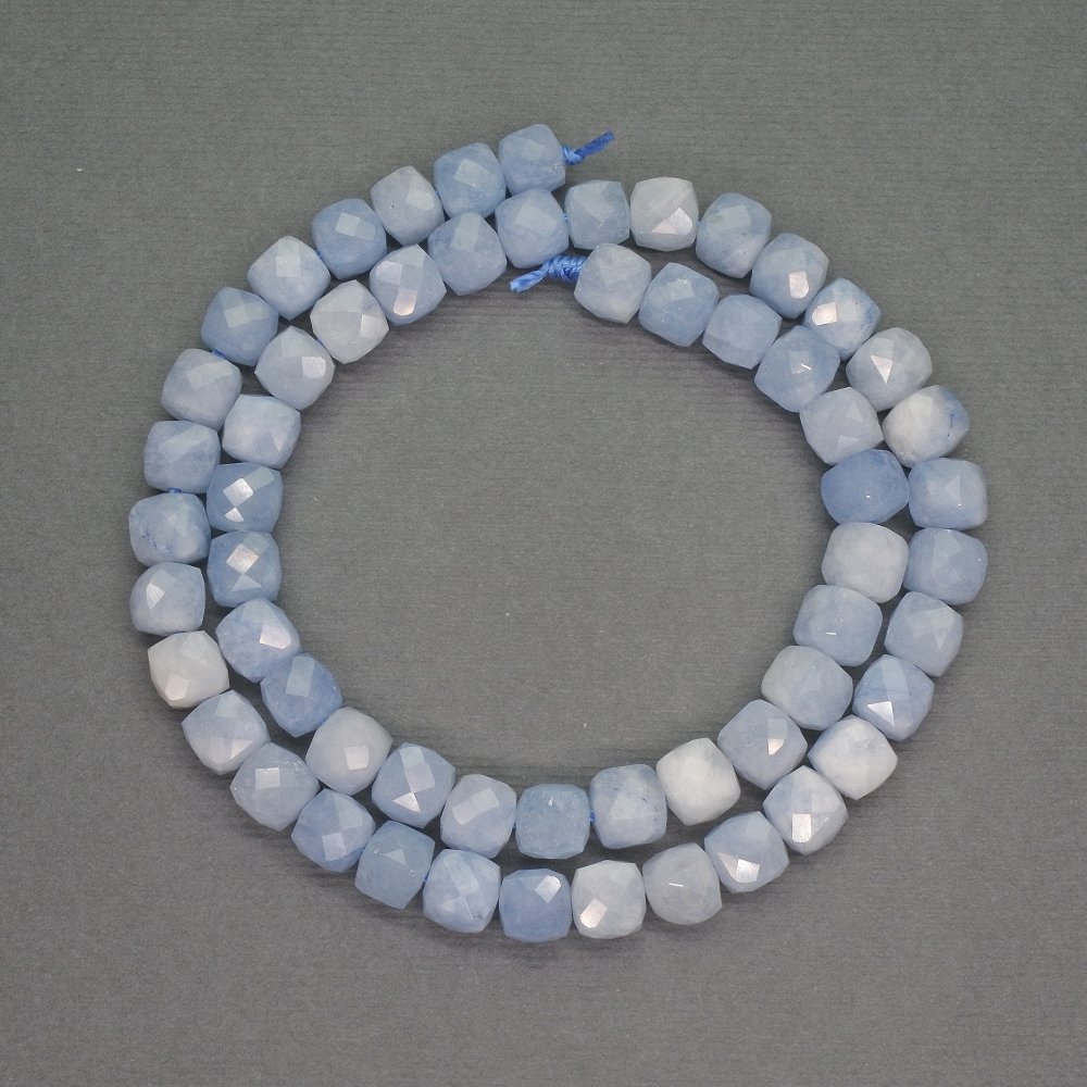 Aquamarine natural stone beads, faceted cube, 7mm diameter, 39cm length