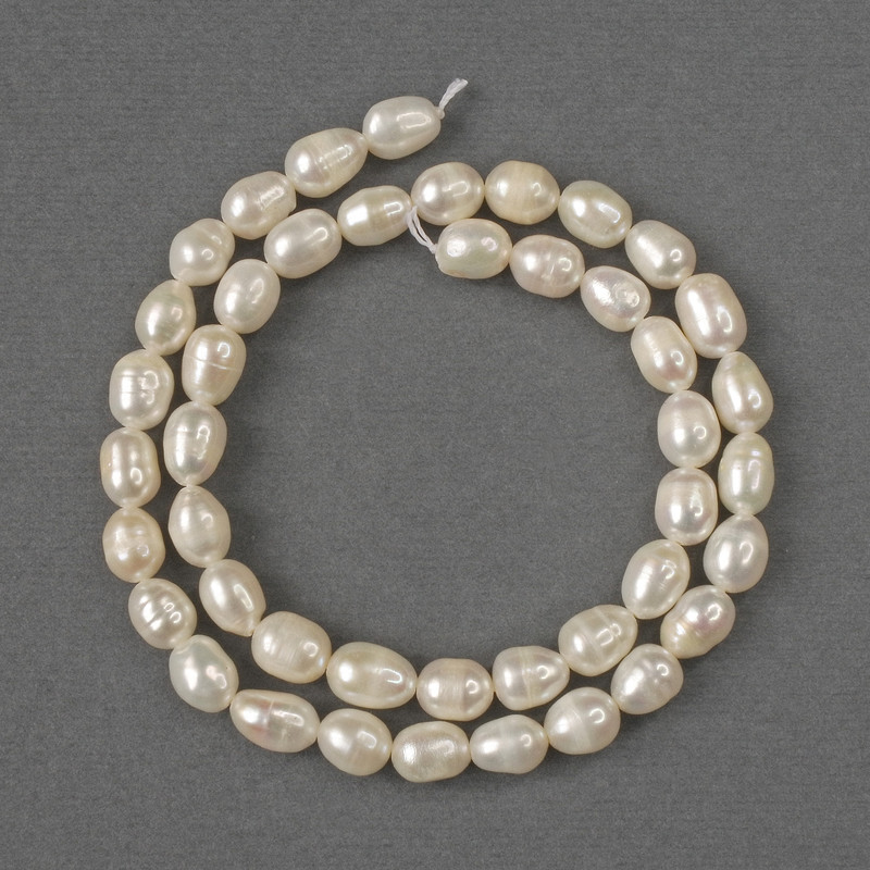Natural freshwater pearl beads, oval 8×6 mm, length 35 cm, on a thread