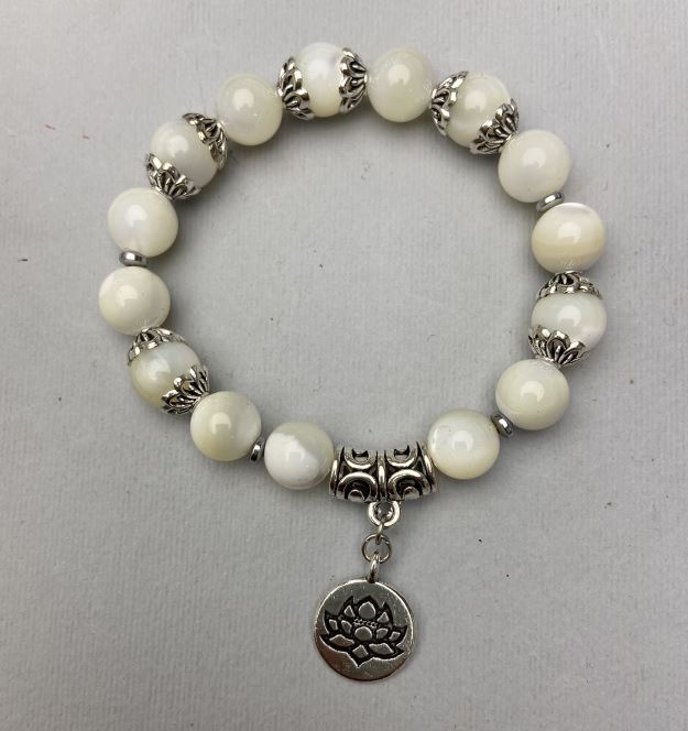 Mother-of-Pearl Bracelet with Smooth Beads 10mm ±, with Metal Inserts, Length 18mm ±, Stretch