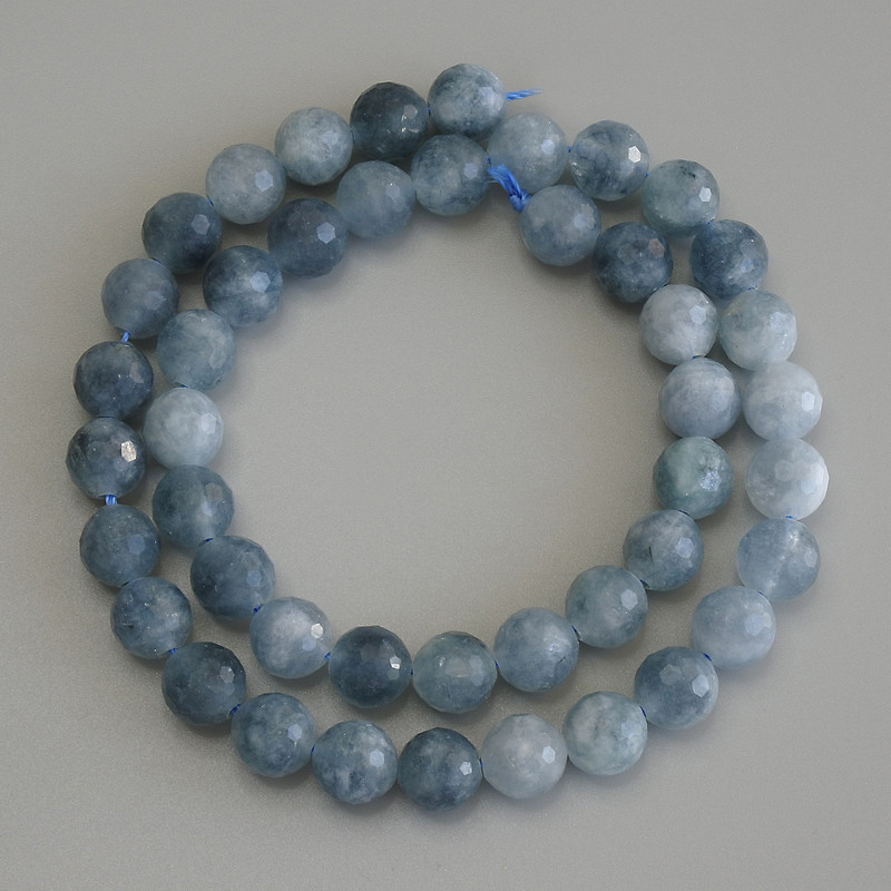 Faceted Aquamarine Beads, 8mm Diameter, 37 cm Length on Thread