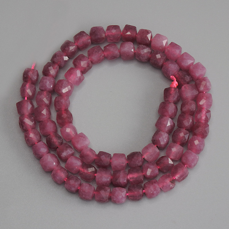 Faceted Tourmaline Cube Beads 5x5mm ± on Thread, Length 36 cm
