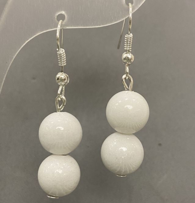 Earrings with white agate smooth ball, diameter 10mm ±, length 40mm ±