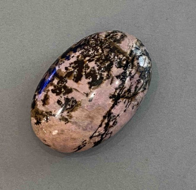 Radonite Oval Natural Stone Souvenir 60×40×20 mm+