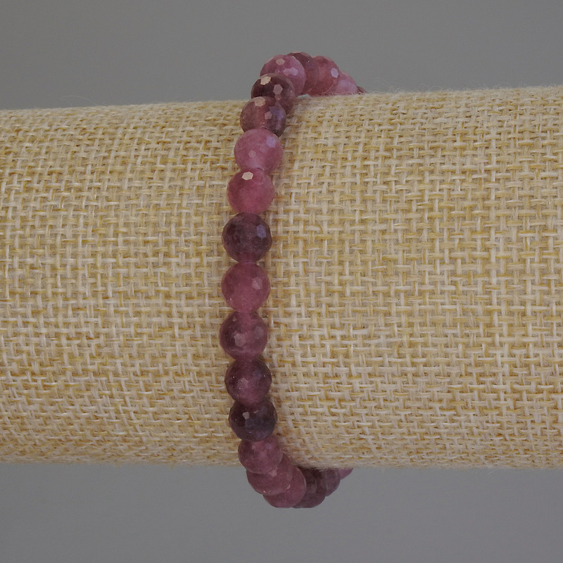 Tourmaline bracelet with faceted beads, 6 mm diameter, 18 cm length (stretch)