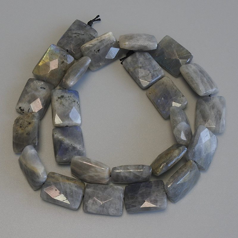 Labradorite Beads, Faceted Rectangular, 16.5×12 mm, on a thread, length 39 cm+