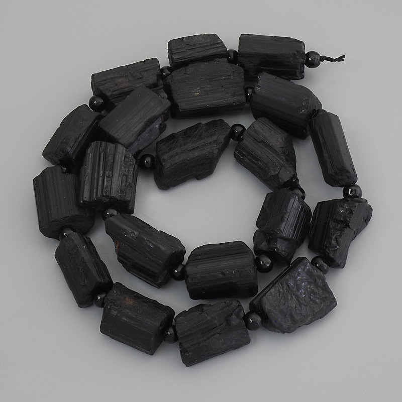Tourmaline Sherl Beads, Unpolished Stone, Diameter 15–18×10–12 mm, Seed Beads 4–5 mm, On Thread, Length 41 cm