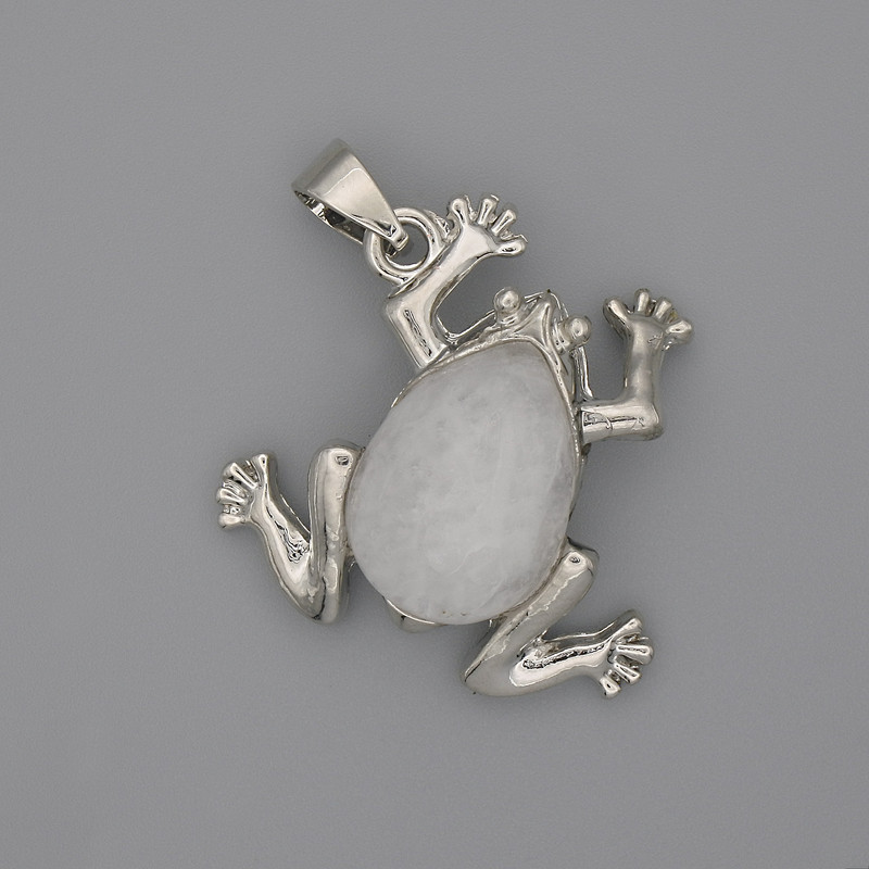 Pendant Frog Rock Crystal 29x28 mm ±, length 37 mm ±