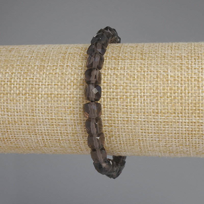Smoky quartz bracelet with faceted cubes, 7x7 mm diameter, 18 cm length
