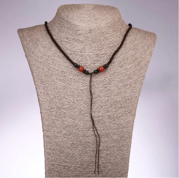 Шнур для біжутерії з бусиною Сердоліку, довжина 65см