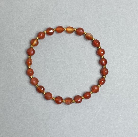 Bracelet with Carnelian Faceted Coin 6mm +/- and Hematite Bead 2mm +/-, Length 18 cm, Elastic