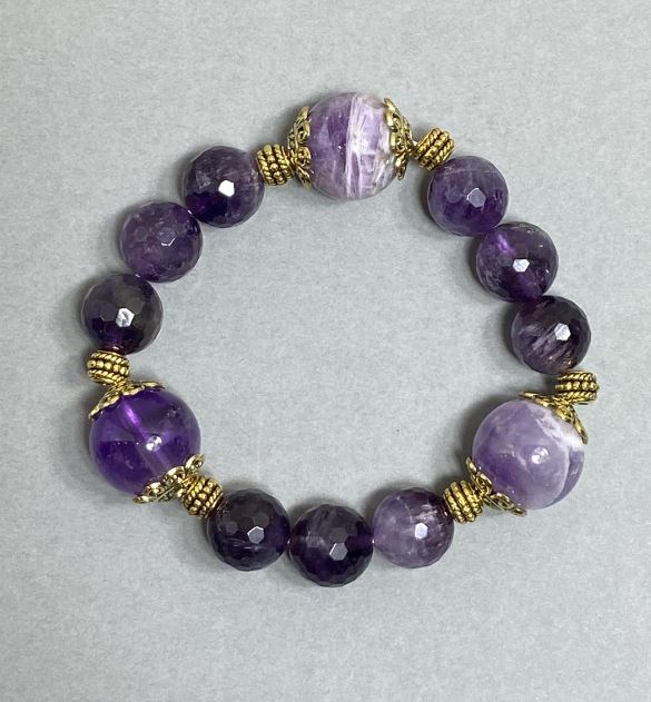 Chevron Amethyst Bracelet with 16mm Beads and 12mm Faceted Amethyst Beads +/- with Inserts, 18cm Stretch