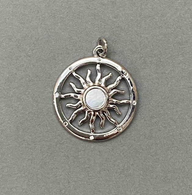Pendant Star White Crystals Pearlized Silver Metal, diameter 20mm, length 27mm