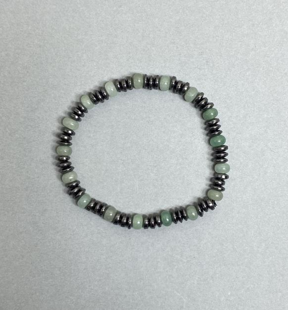 Bracelet Green Strawberry Quartz Rondelle 8x5 mm ±, Faceted Hematite Rondelle 7.5x4 mm ±, Length 18 cm