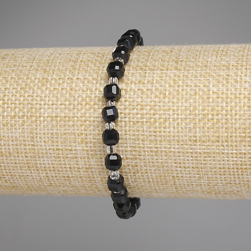 Faceted Tourmaline Cube Bracelet, 5×5 mm cubes, 3 mm beads, 18 cm length, elastic