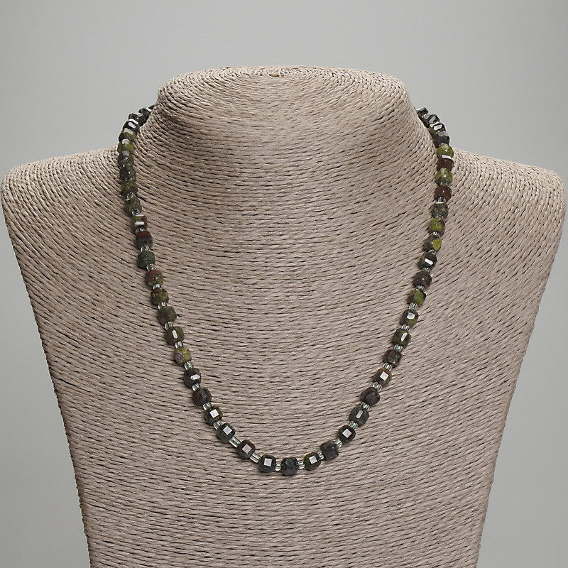 Jasper 'Dragon's Blood' Necklace, Faceted Cubes, 5x5 mm, 3 mm Beads, 45 mm Length with Clasp